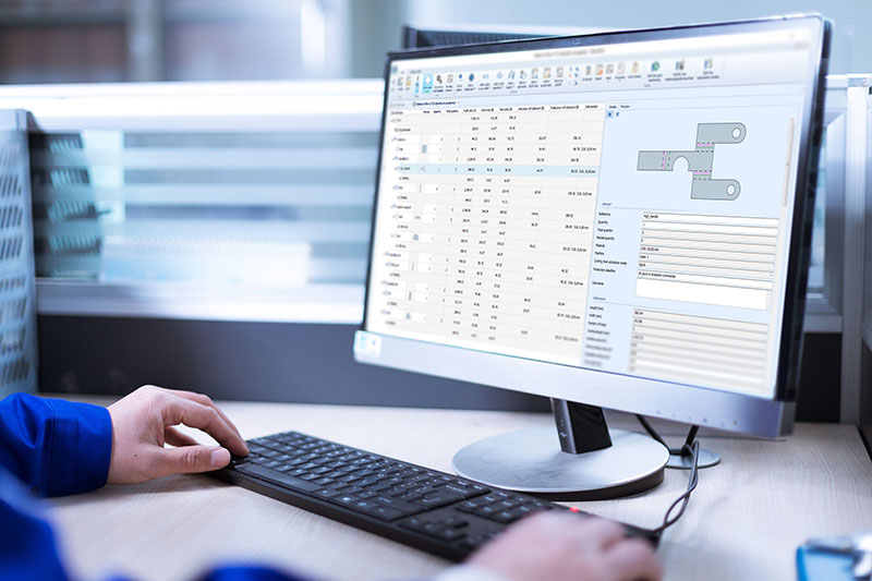 Almaquote, preventivi per la lavorazione lamiera.
